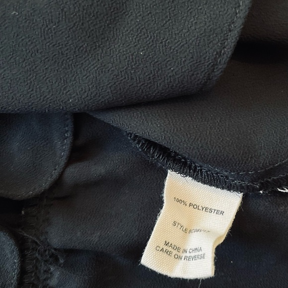 EUC Chelsea & Violet Black Dainty Floral Skirt sz Large - Picture 6 of 10